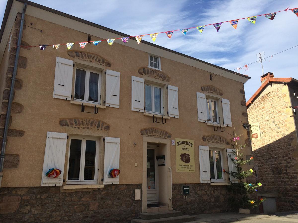 ホテル Auberge Des Petits Saint-Igny-de-Vers エクステリア 写真